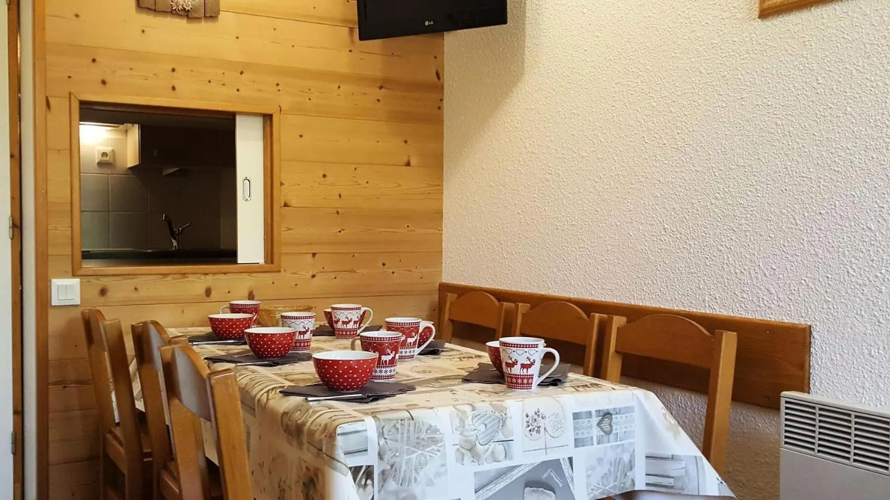 Résidence LAUZIERE DESSOUS - 2 Pièces pour 5 Personnes 44 Valmorel 0*,  Francia